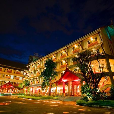 Jolly Suites & Spa Thapra Banguecoque Exterior foto